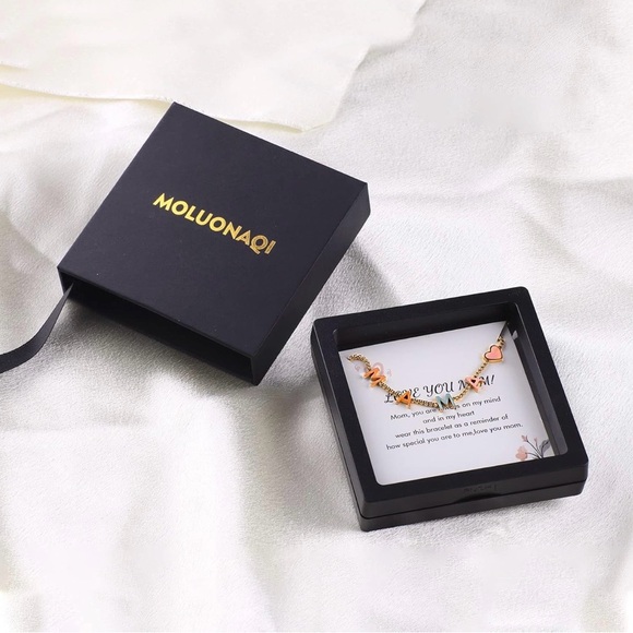 Gold Necklace with Colorful 'MAMA' Letters - Picture 5 of 6